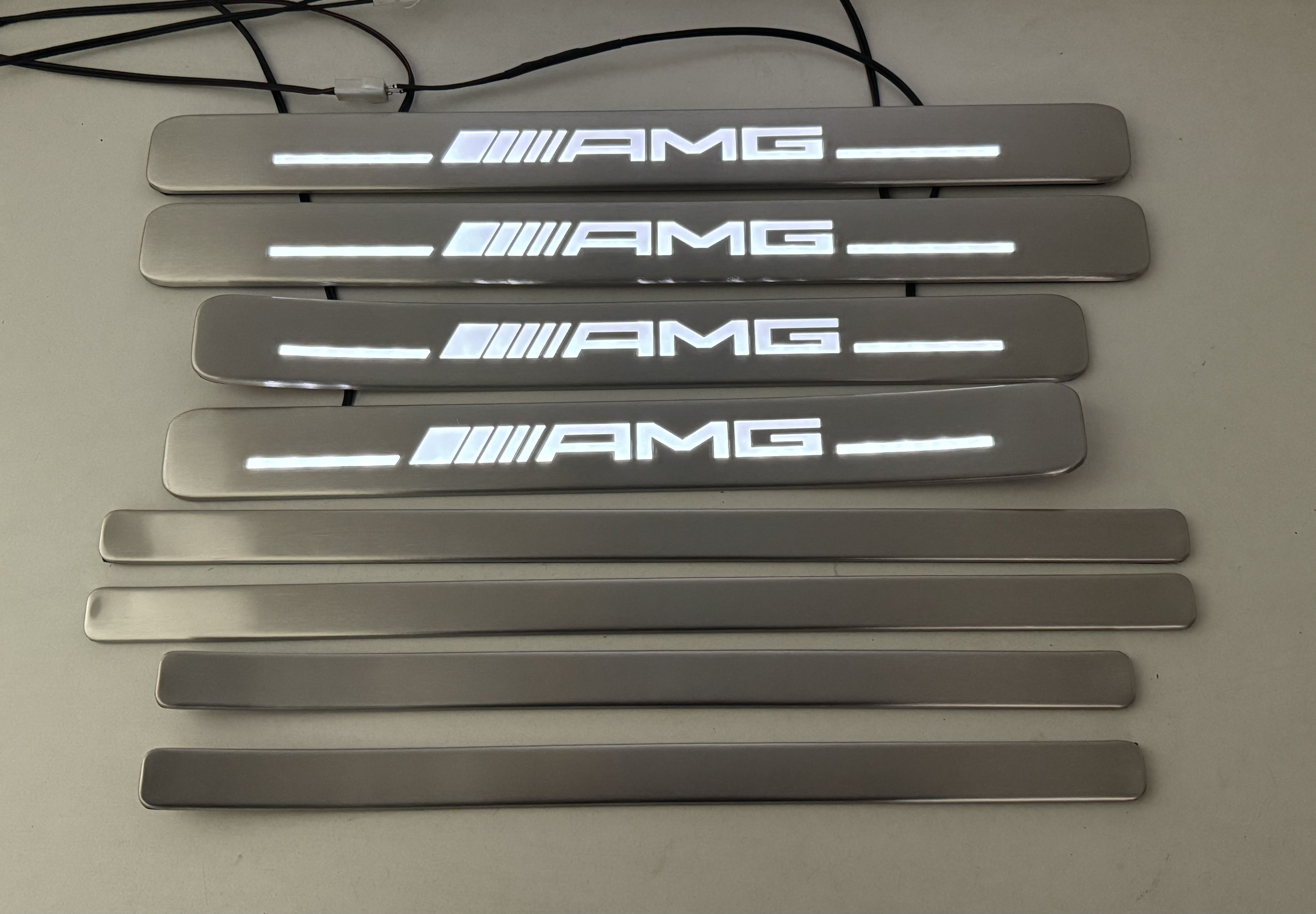 Nakładki na progi listwy Mercedes-Benz W223 2020- S-klasa AMG 8 szt